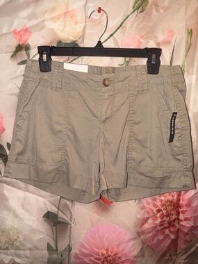 NWT Old Navy 2010’s era 2013 Deadstock khakis cargo Shorts Size 2 100% cotton-C